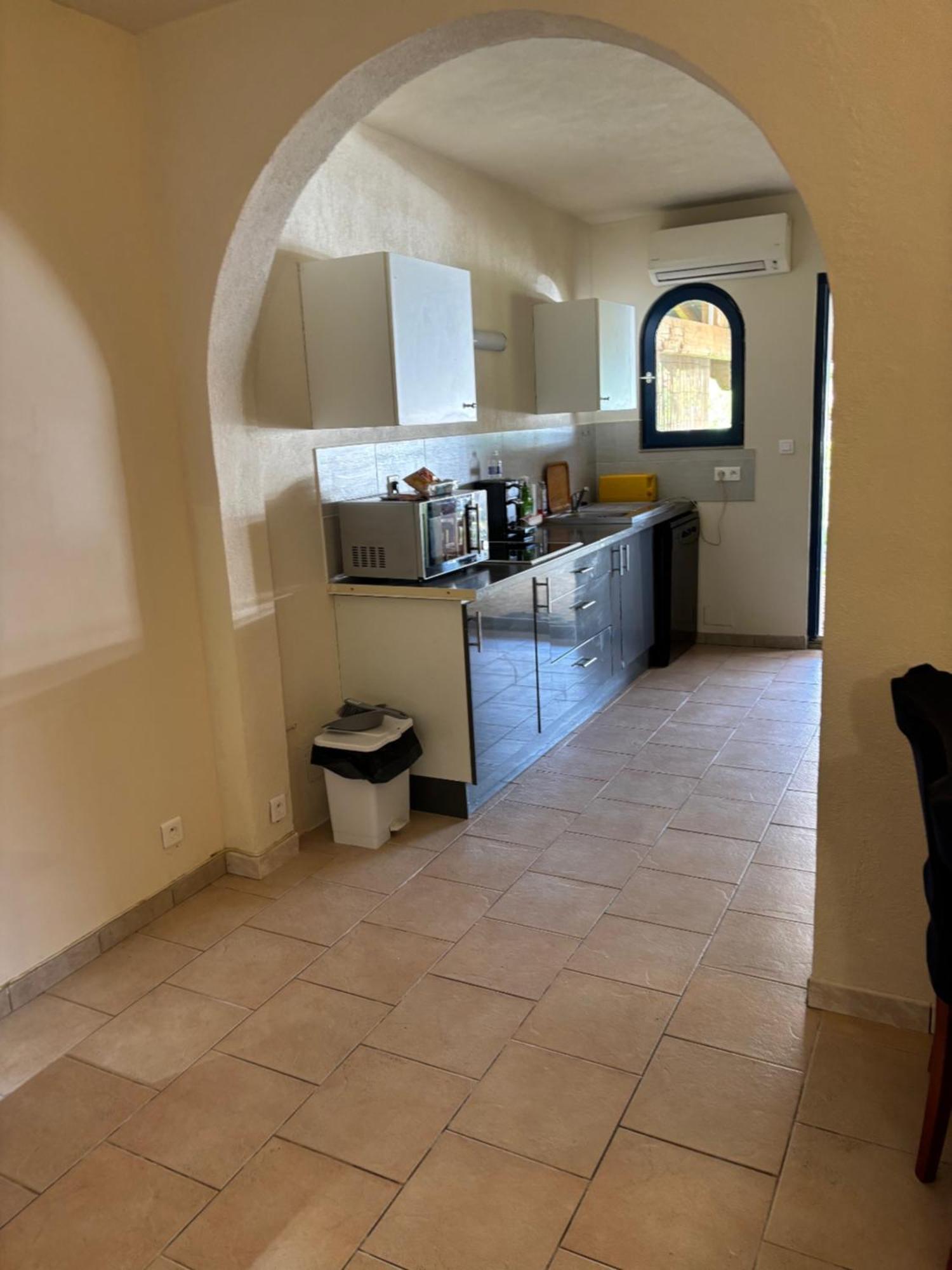 Bon Porto Appartement กาวาแลร์-ซูร์-แมร์ ภายนอก รูปภาพ